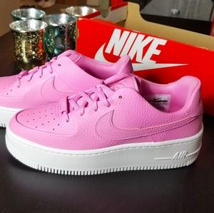 NIKE AIR FORCE 1 SAGE LOW